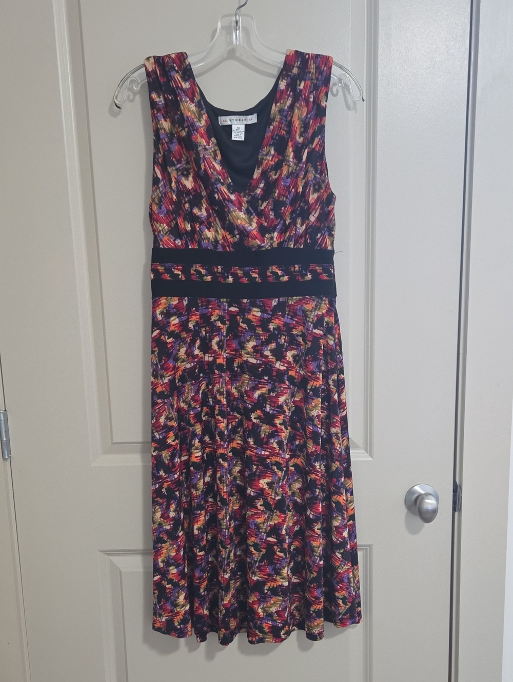 Aa Studio Black Sleeveless V-Neck Dress with Multicolor Print